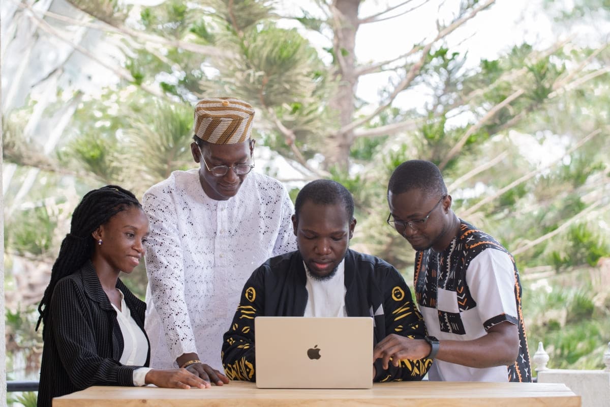 Manifesto : The Axa Zara Way